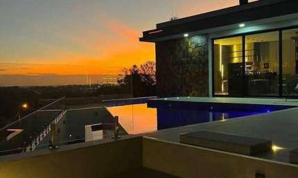 Casa com 3 dormitórios à venda, 376 m² por R$ 5.500.000,00 - Condomínio Campo de Toscana - Vinhedo/SP