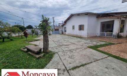 Casas em um lote de 900 ms, contendo 3 casas, Porto Novo