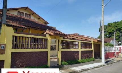 Casa com 4 quartos à venda na Avenida Lucas Nogueira Garcez, 362, Sumaré, Caraguatatuba