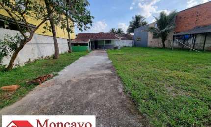 casa simples, precisando de reformas num lote de 600 ms -Sumaré