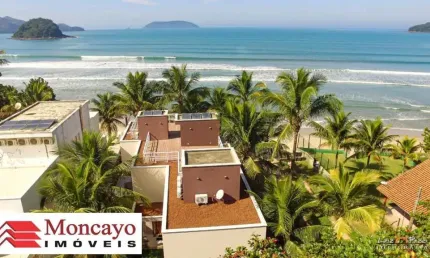 Sobrado triplex frente mar - Pé na areia - Condomínio Sapê