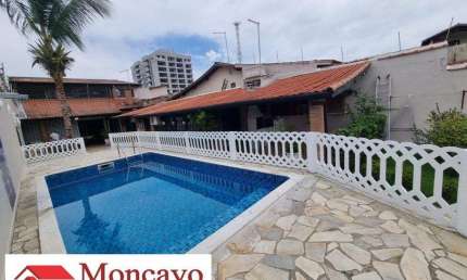 Sobrado em excelente localização, perto do mar - Praia Palmeira