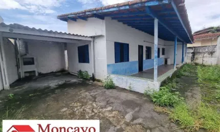 Casa precisando de reforma - lote com 570 ms² -Região comercial