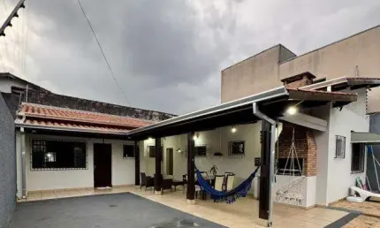 Casa à venda em Caraguatatuba, bairro Jardim Estrela D'alva