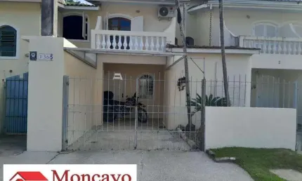 Sobrado em condomínio, com área de lazer - Ac. Financ.Bancário