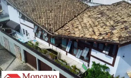 Excelente sobrado à venda no JD Primavera, Caraguatatuba.