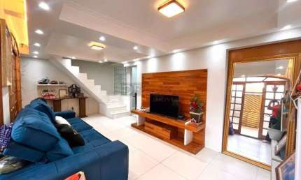 Casa com 5 quartos à venda na Rua Cristina Pisan, Itaquera, São Paulo
