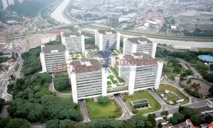 Conjunto comercial de 2.844m² no bairro Jardim São Luís em São Paulo/SP