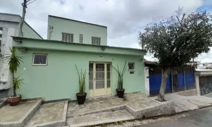 Sobrado Comercial de 226m² no bairro Baeta Neves em São Bernardo do Campo/SP