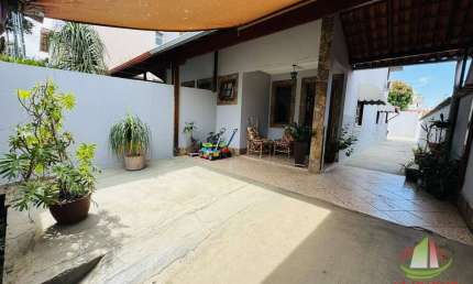 Casa independente com 3 quartos à venda, 180 m² por R$ 850.000 - Santa Amélia - Belo Horizonte/MG