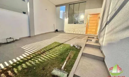 Casa de alto padrão com 3 quartos à venda, 180 m² por R$ 900.000 - Sinimbu - Belo Horizonte/MG
