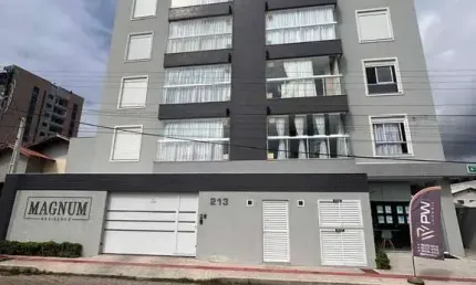 Apartamento ao lado da praia, 03 quartos uma suíte, gravatá de navegantes