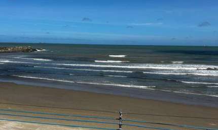 Apartamento Frente Mar, 03 Quartos sendo uma Suíte, Gravatá de Navegantes