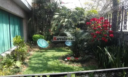 Linda casa térrea 3 dormitórios 1 suite  4 vagas quintal - impecável