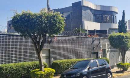 ** Imóvel (Prédio Comercial) a venda na região da Saúde.