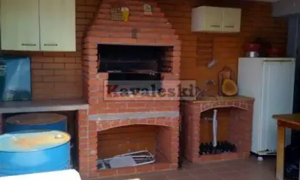 Sobrado 3 quartos sendo 1 suíte, 2 vagas e Área Gourmet. no Jardim Santa Emília