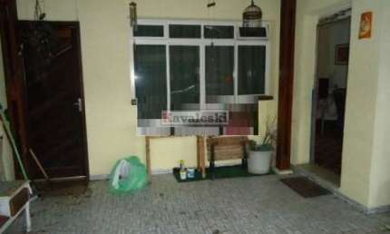 Casa Térrea Jardim Da Saúde - 3 Dormitórios 2 Vagas - 240 m².