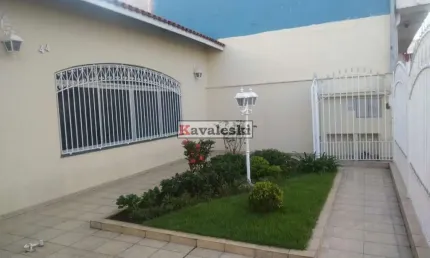 Linda Casa Térrea com 3 dormitórios 1 suite 8 vagas , jardim, quintal amplo , Terraço- Próx Comércio