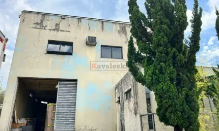 Galpao com amplo espaco de patio 1250m² area total !!!!