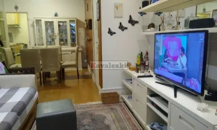 Apartamento varanda gourmet , com 3 quartos e 2 vagas cobertas na saúde.