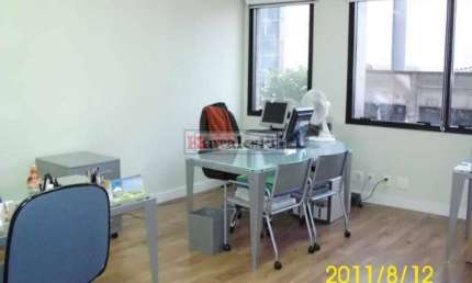 Casa comercial com 5 salas para alugar na Avenida Doutor Cardoso de Melo, --, Vila Olímpia, São Paulo