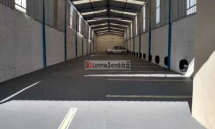 Galpão todo fechado , Reformado , 400 metros / Acesso Metrô Sacomã/ Alto do Ipiranga