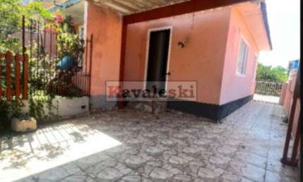 Casa 2 dormitórios 2 vagas Quintal grande , Jardim. Oportunidade na Vila das Mercês