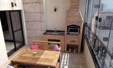 Cobertura 210 m², 3 dormitórios, 1 suíte, 3 vagas cobertas fixas demarcadas!