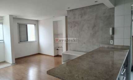 Apartamento com 3 quartos sendo 1 suíte + vaga coberta  e lazer de clube. Venha conferir!!!!