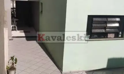 Sobrado reformado 3 dormitórios 2 vagas - Quintal - Òtima Localização