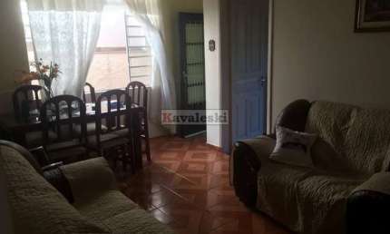 )  CASA TÉRREA COM BELO QUINTAL E EDÍCULA !!! OPORTUNIDADE !