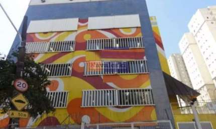 Casa comercial com 17 salas para alugar na Rua Dom Vilares, --, Vila das Mercês, São Paulo