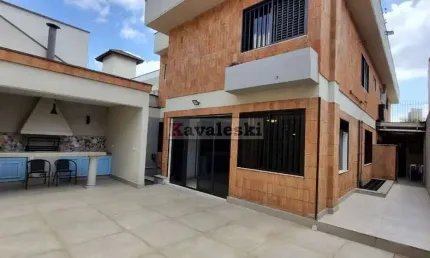 Sobrado espetacular com 5 dom, 4 suites, 6 vagas ac.434m2  no miolo do  jd saude