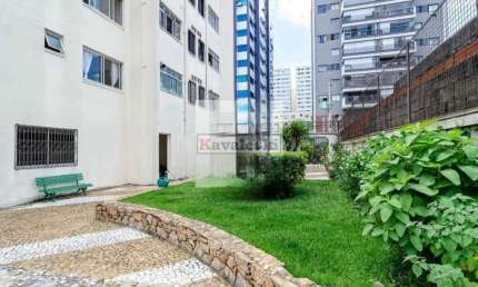 **Imóvel a venda no Condomínio Edifício Heloísa, no bairro da Saúde (Zona Sul de São Paulo).
