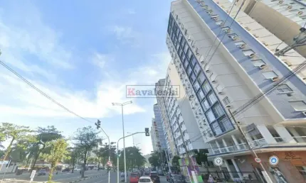 ** Imóvel a venda (de frente para a Praia) em São Vicente.