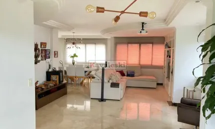 Apartamento miolo jd saúde - 4 suites  6 vagas - 240 metros - ótima oportunidade - lazer