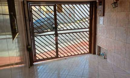 Sobrado Reformado com 4 dormitórios , Terraço / Quintal  , 1 vaga - Oportunidade