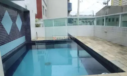 ** Imóvel com piscina a venda no bairro Ocian (Praia Grande).