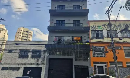Prédio comercial e residencial a venda a 1 km do metrô Alto do Ipiranga.