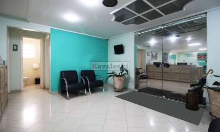 Imóvel Comercial / Residencial na rua Vergueiro / Impecável - 346 metros de Area Const. - 6 vagas