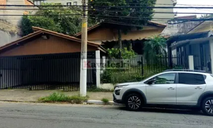 ** Imóvel residencial / comercial para a locação no bairro Saúde (Zona Sul de São Paulo).