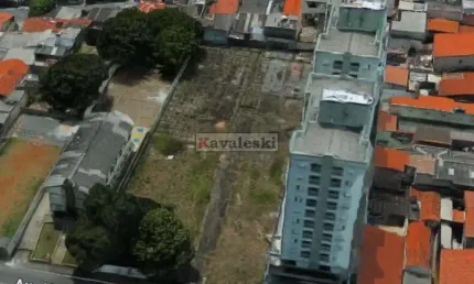 ** Terreno para a locação no bairro Camilópolis (Santo André).