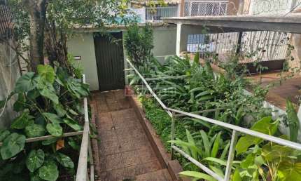** Casa Assobrada a venda no bairro Vila das Mercês (Zona Sul de São Paulo).
