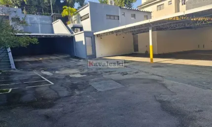 ** imóvel comercial para a locação na região da saúde.