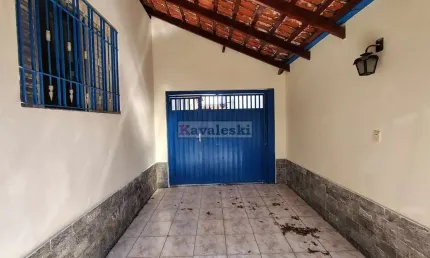 Casa com 3 quartos para alugar na Rua Capitão Júlio Alfredo Montes, --, Vila São José (Ipiranga), São Paulo