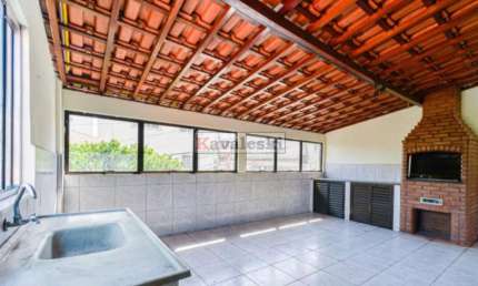 Sobrado vago  5 dormitórios e 2 vagas - doc 100%- terraço com Churrasqueira