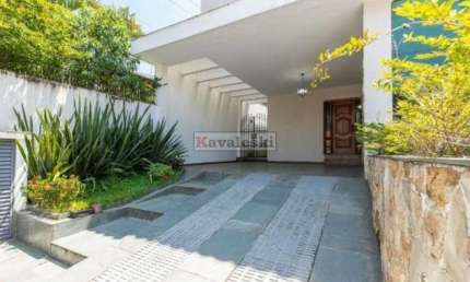Sobrado com 4 dormitórios sendo 2 Suites - 4 vagas Jardim da Gloria
