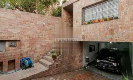 Sobrado Vila Moraes - 3 dormitórios - 4 vagas de garagem