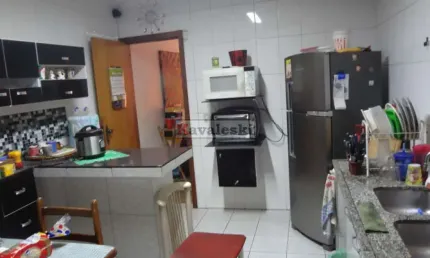 > sobrado de 3 dormitórios sendo 1 suíte e 2 garagem na vila gumercindo ..metrô alto do ipiranga ..