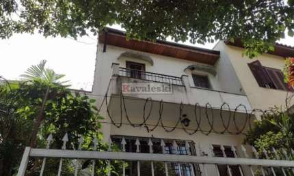 Casa Excelente Miolo Jardim da Saúde - 3 dormitórios 2 suites 3/4 vagas - Jardim / Quintal